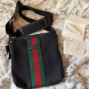 Gucci Techno Canvas Black Messenger Bag with Green and Red Stripe
